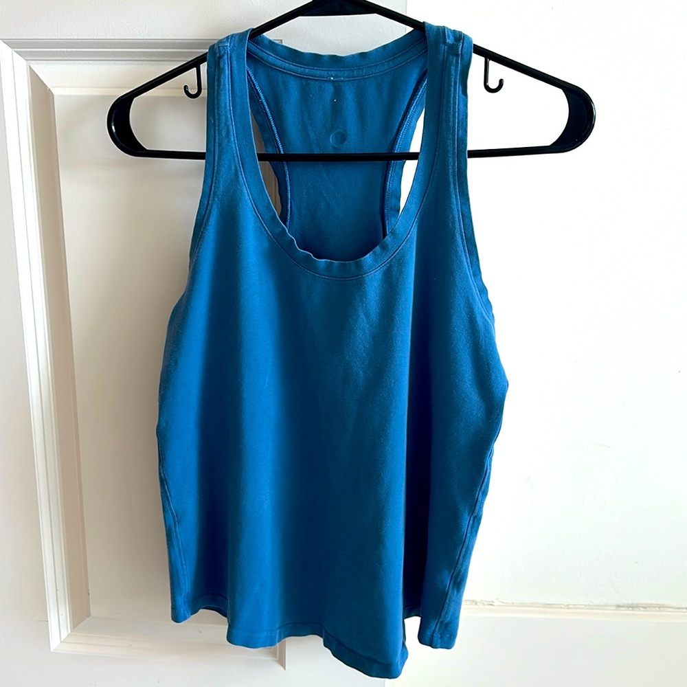 Lululemon tank
